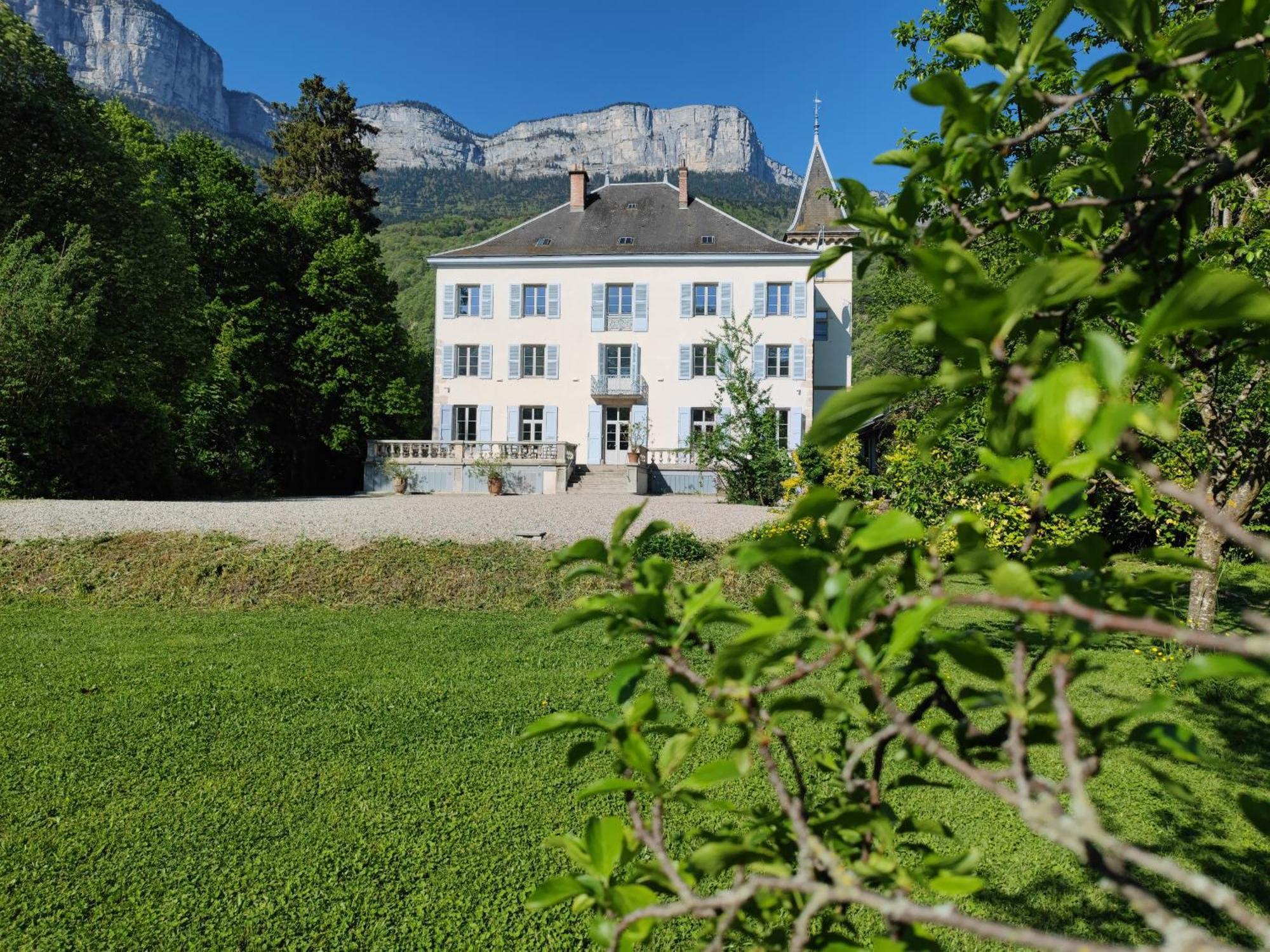 Domaine Clairfontaine Noyarey - Suites Junior Exteriör bild